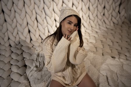 Olivia_Mourr 🤍warm sweater 🤍 Pic