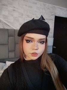 Maxxxine1: Public ( 8 фото)