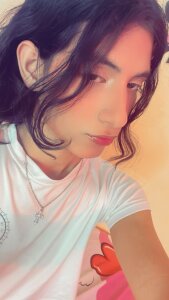 angell_dusttt kiss Pic 5