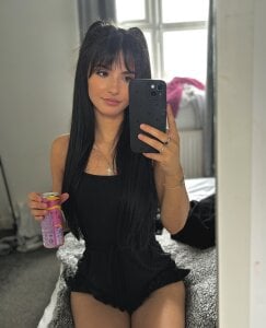 Naughty_CrystalXX Public Pic 5