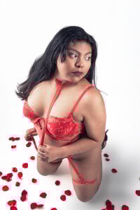 Kiri_Black_ RED GIRL  4টি ছবি