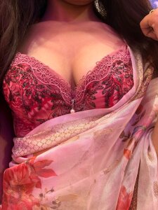 Your-chanda: Yours sexy ( 2 фото)