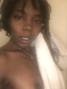 LunaRaee33 Public รูป 