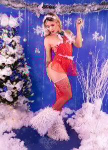 Sidney_Belle ❄️💄 Too cute to behave. Pic 4