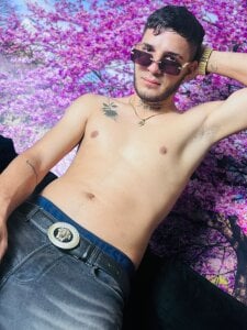 Bi_Lovers BRIAN Pic 3