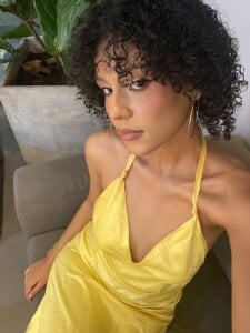 Lila-Rose yellow wonder Foto