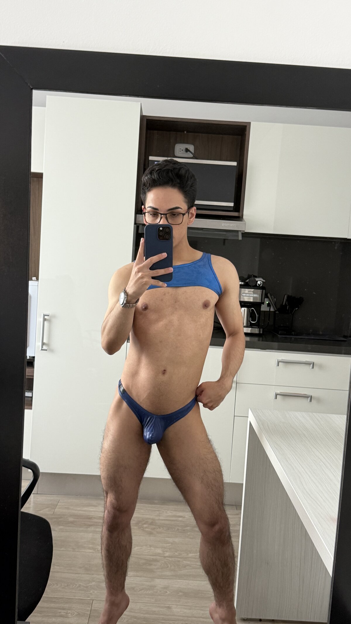 aodaboyyy 님의 트렌드 중인 사진  2700개