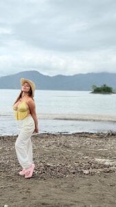 ambar_sullivan 🏖️ Εικόνα 4