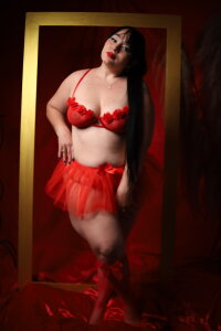 Keyla_Smitth crimson red Εικόνα 2