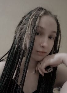 AnaArney Public Pic 2