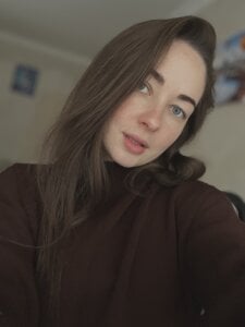 cClandesTina Public Pic 2