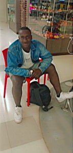 lucas_manzon sexy boy Pic