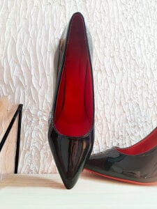 samanthaeliott22 Hot heels for you Pic 3