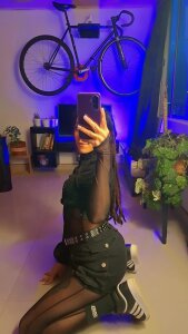 eva_goth Public Pic 4