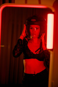 Elaine_Till Public Pic 3