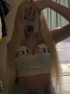 LOLA_JAMES_