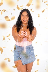 serena_willow happy birthday to me Pic 3