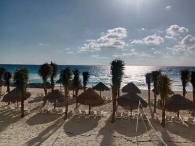 LUNA_CUM Sun Beach and sand Pic 4