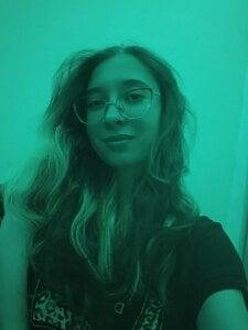 KarlyFees's XXX Nude Photo 2