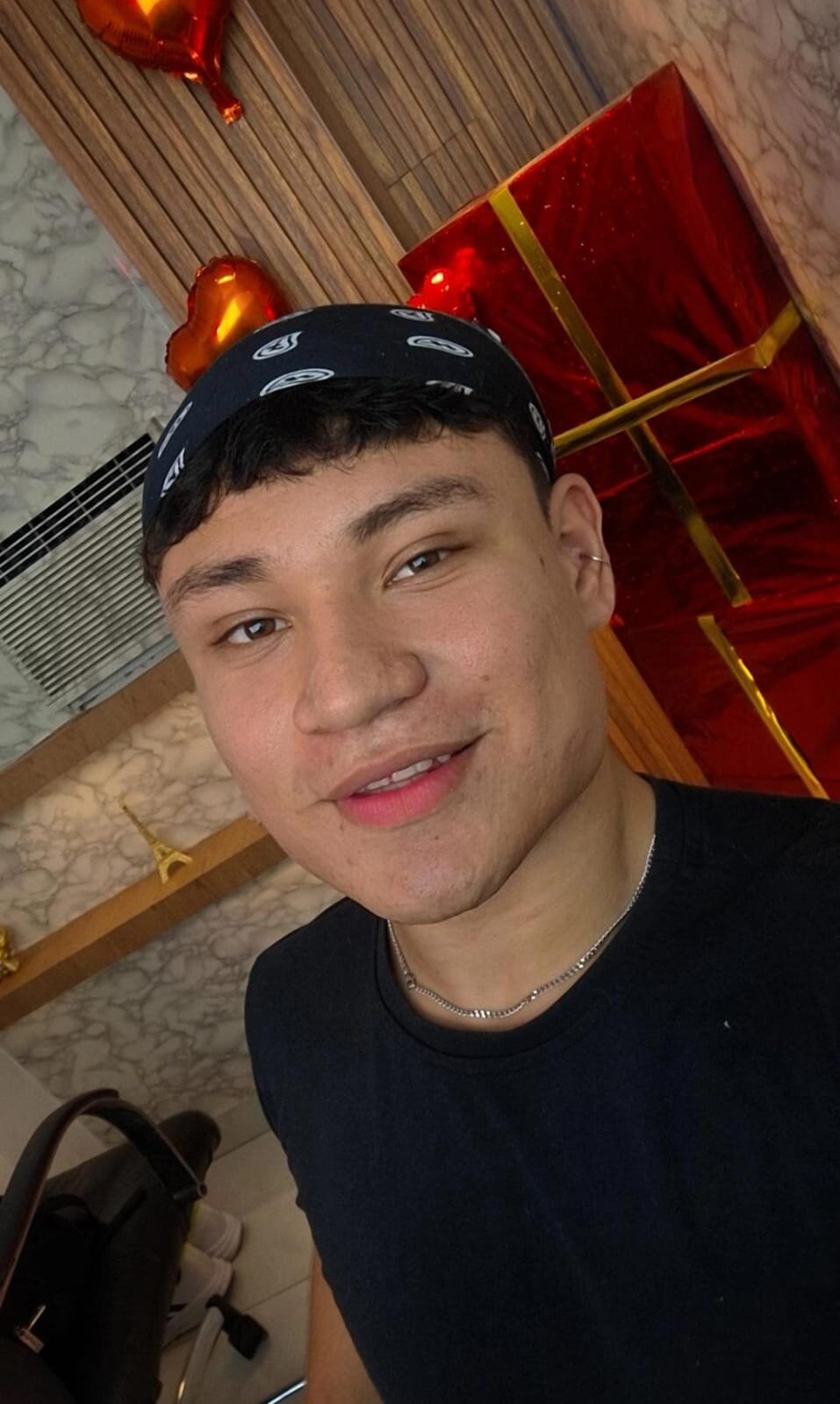 AndrewPeach_ 热门图片 592