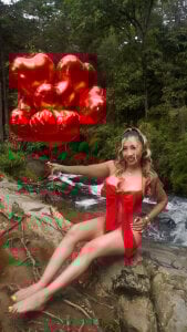 Amelia_LOV majestic mature woman Pic 3