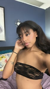 RobynKnight Public фото