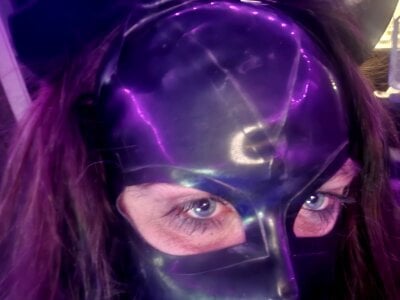 mysissycd Public Pic 2