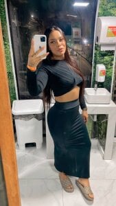 Kimberly_Collins21 Public Pic 2