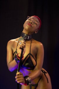 ScarleetSmith At your Mercy Bilde 4