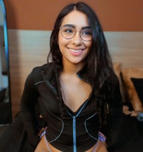 ♥ Being lovely naughty Online de scarlett25__  5 Imagens
