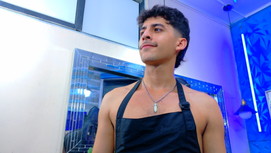 Your trusted waiter ☝️🤓 de Alan_Del_Reyx  5 photos