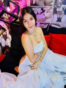 Anie_Rous Public Pic 2