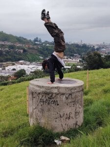 Sebas8a_ Public Gambar 3