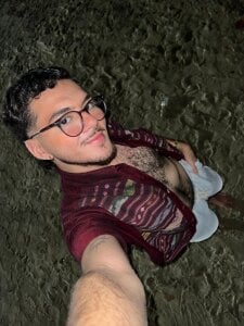 Zac_Golden one night at sea Pic