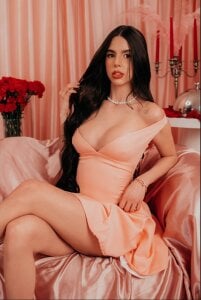 SolAvelar Can i be ur valentine?🌹 Poză