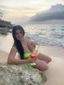 jamilaross Your seaside fantasy, fully alive 🌊 Photo 3