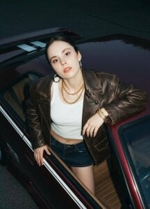 Public de CrystaLeah  7 photos