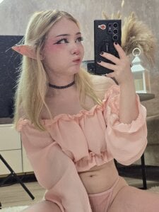 ElswythCovil cute pink elf Pic 5