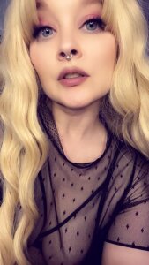 seeellieplay Public Pic 2
