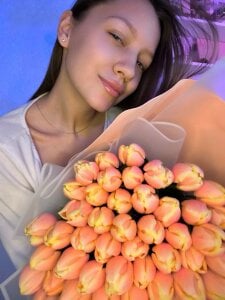 AliceBrayan Looking forward to spring!🌺🍓😍 Kuva 4