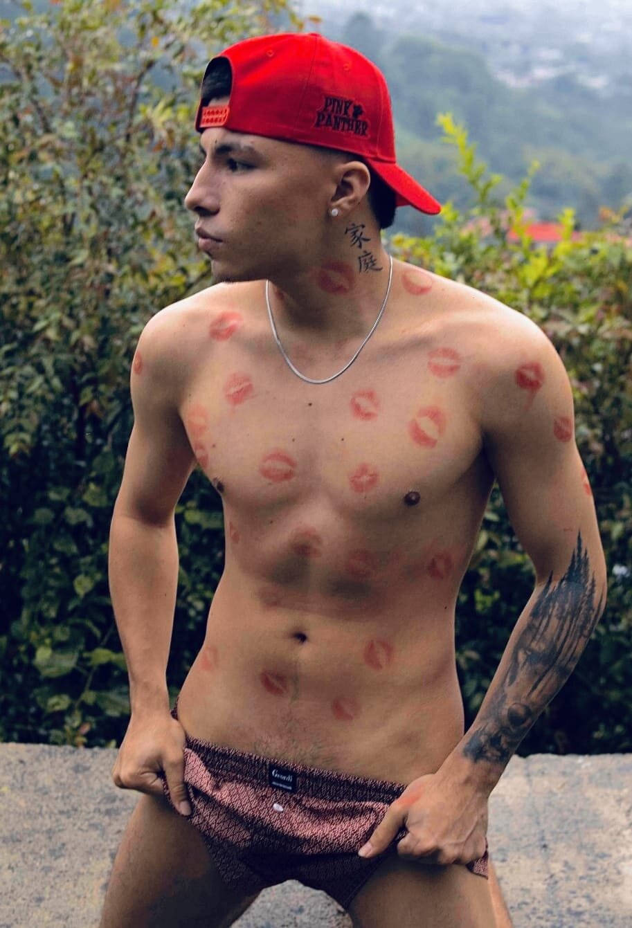 Foto em tendência de LoganGreys 5448