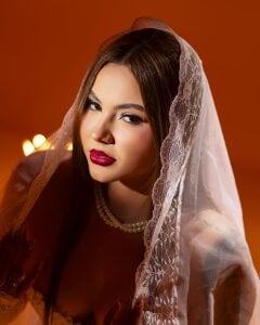 Bellaa de DesireMuses  3 photos