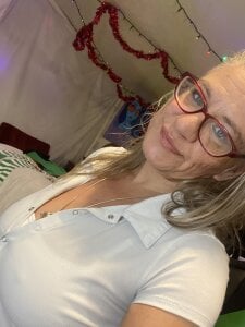 TrenaAnne Public Photo 8