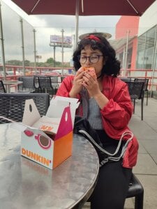 NinaYellow Public Pic 4