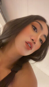 annelicioussss Luna Pic