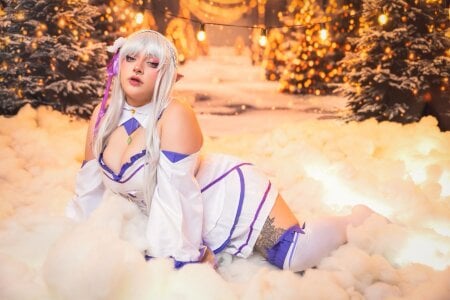 Elice_cooper_ Emilia cosplay!! 🌸✨ Pic 4