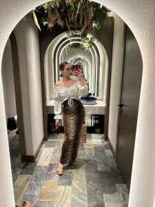 Vivien_Star Public Pic 3