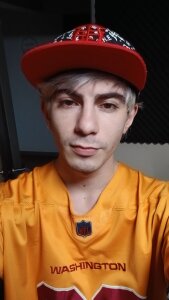 Public de highonbwc  2 photos