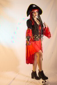 _Linoshka_1 Pirate with license to sin🦜🏴‍☠️ Pic 7