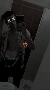 Sexy_tom_ Public Pic 4